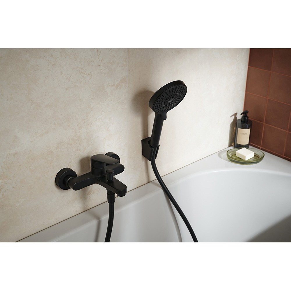 armatura-otava-wall-mounted-bath-mixer-black