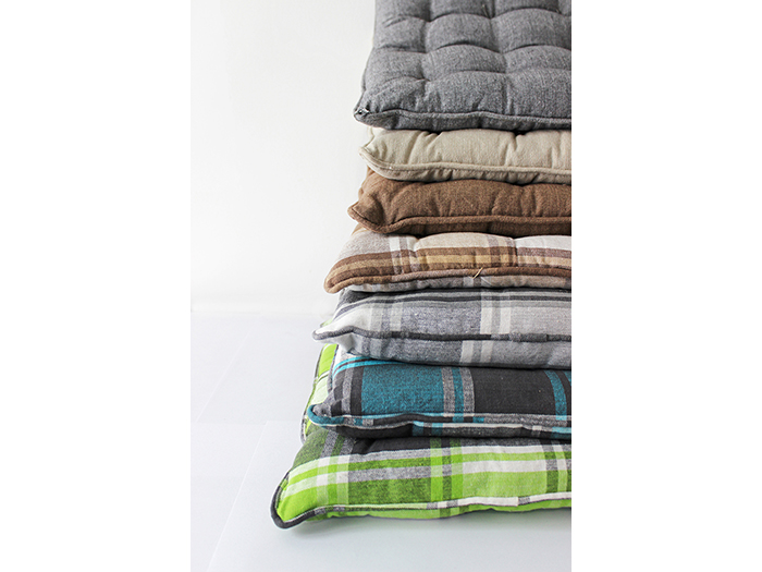 cotton-seat-cushion-with-tie-string-40cm-x-40cm-assorted-colours