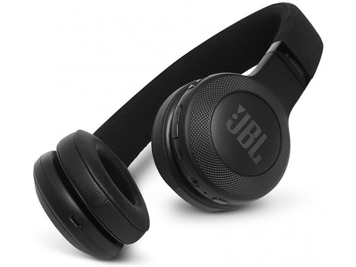 jbl-e45bt-black-wireless-on-ear-headphones