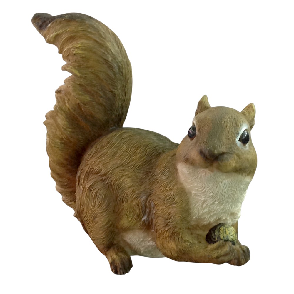 garden-decorative-statue-squirrel