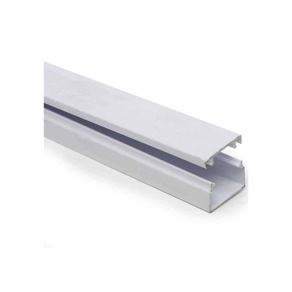 pvc-trunking-4cm-x-2-5cm-x-200cm