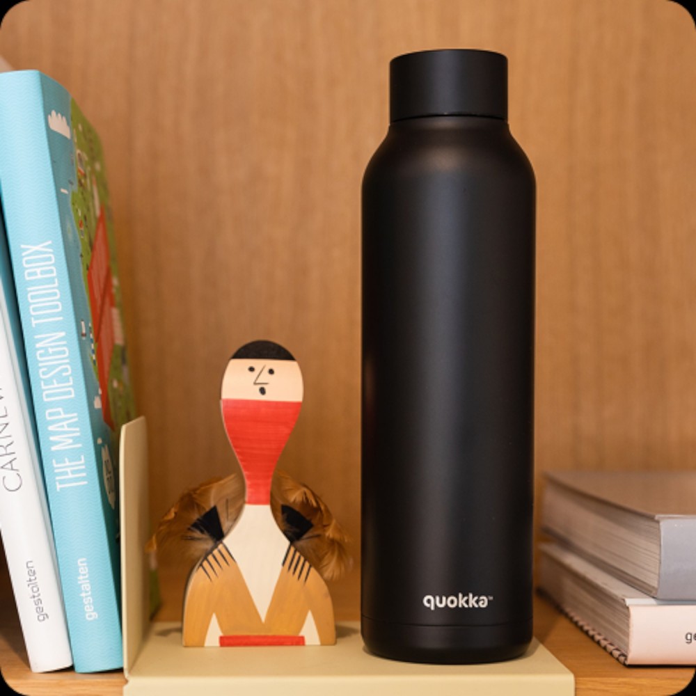 quokka-thermal-stainless-steel-bottle-630-ml-solid-jet-black
