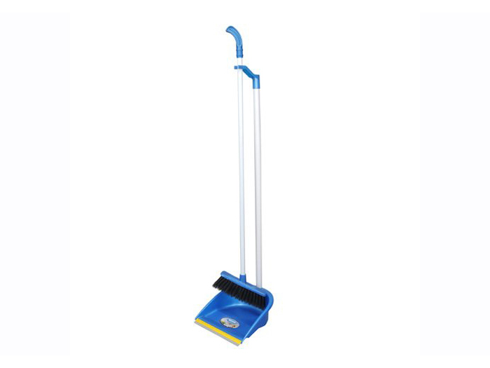 indoor-and-outdoor-broom-and-dustpan-set
