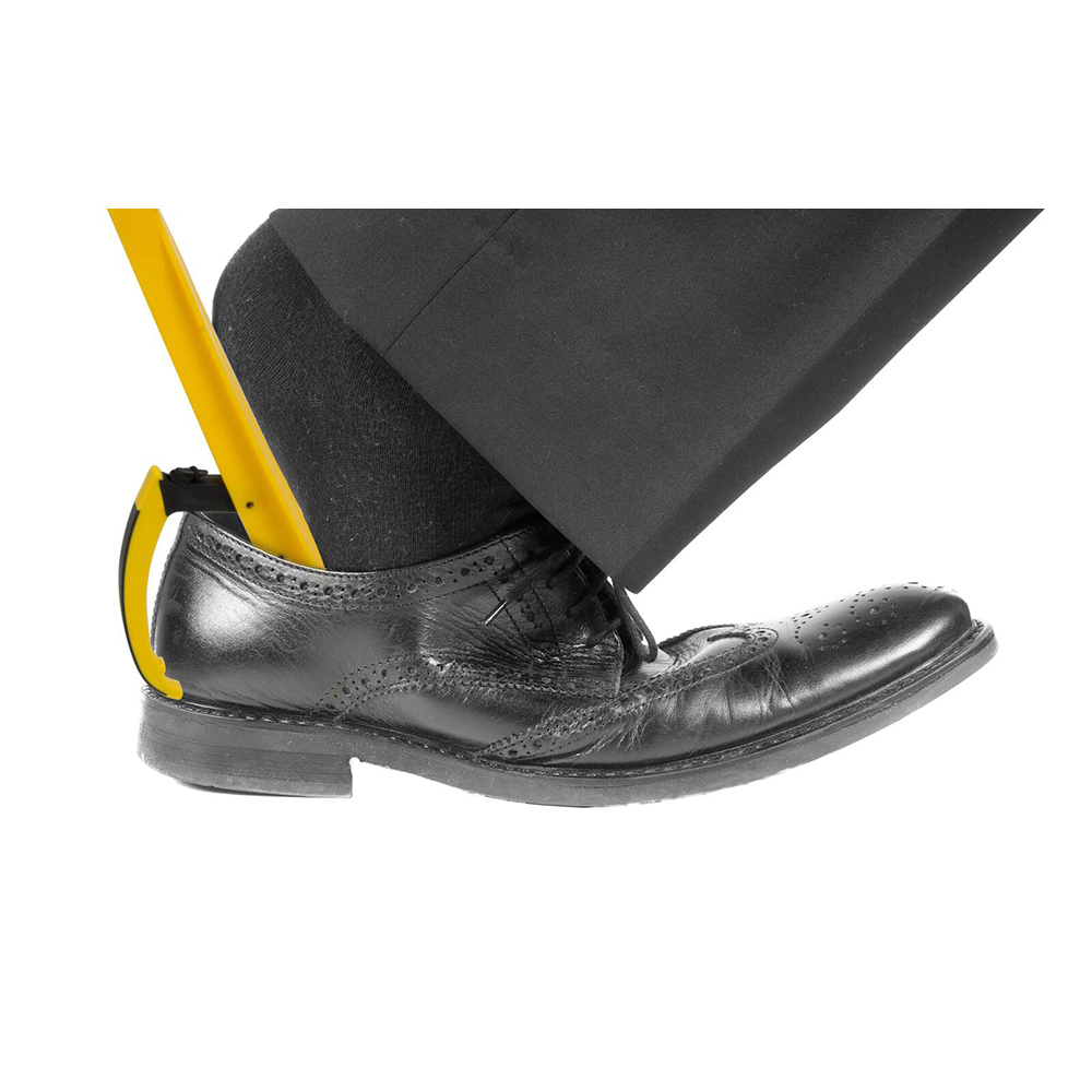 2-in-1-reaching-aid-with-shoehorn