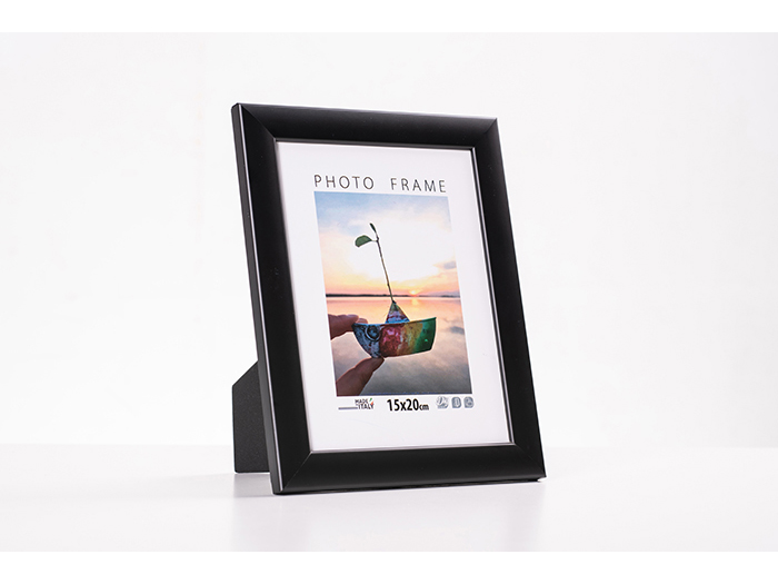 art-op-2003-photo-frame-in-black-15-x-20-cm