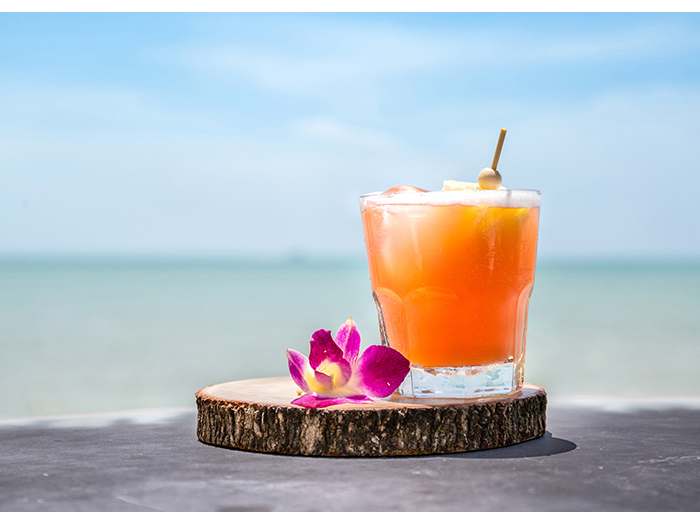 cocktail-by-the-sea-design-print-canvas-80-x-60-x-3-cm