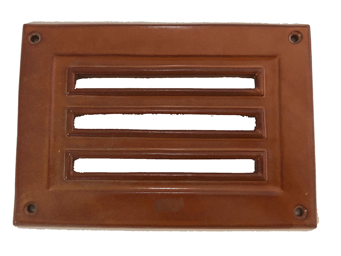 ventilator-in-3-slots-design-and-glazed-dark-brown-16cm-x-24-cm