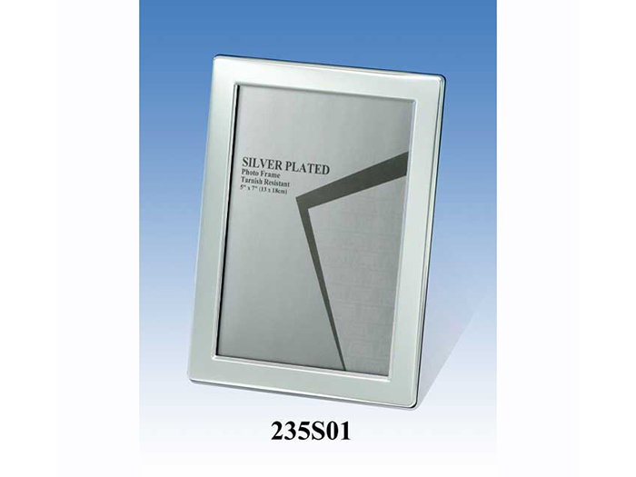 silver-frame-20-x-25-4-cm-933